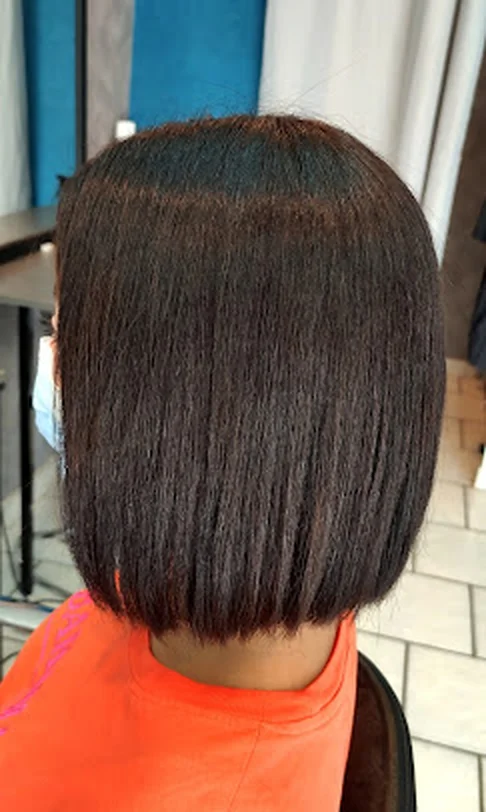 Réalisation du salon Feeling Création, Rognac - balayage et coiffage